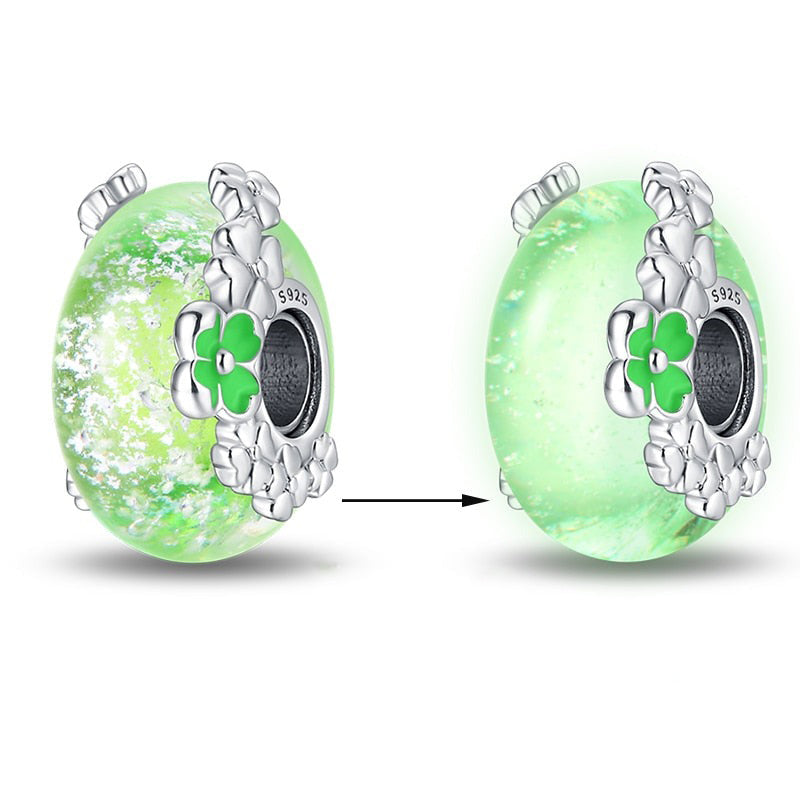 Charm séparateur Murano vert petites fleurs en argent - lumineux - Korell charms