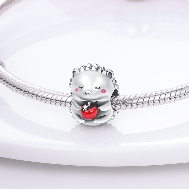 Charm bébé hérisson et pomme en argent - Korell charms