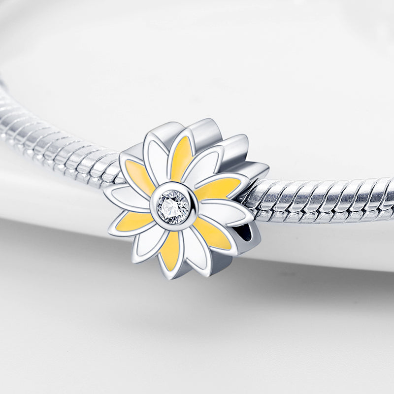 Charm fleur blanche et jaune en argent - Korell charms