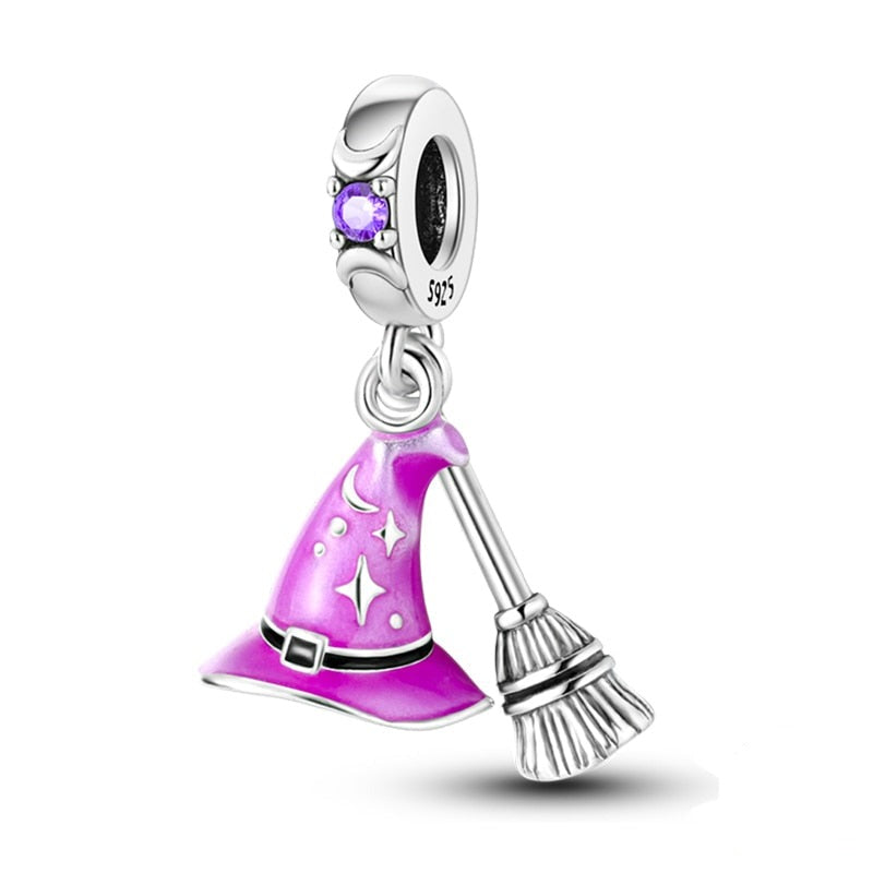 Charm pendentif Halloween chapeau rose et balai de sorcière en argent Default Title - Korell charms