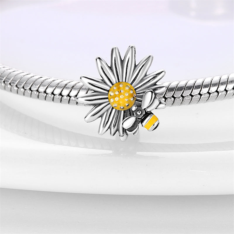 Charm séparateur marguerite et abeille en argent - Korell charms