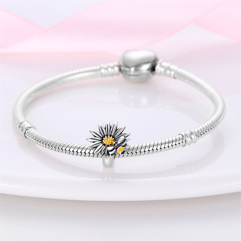 Charm séparateur marguerite et abeille en argent - Korell charms