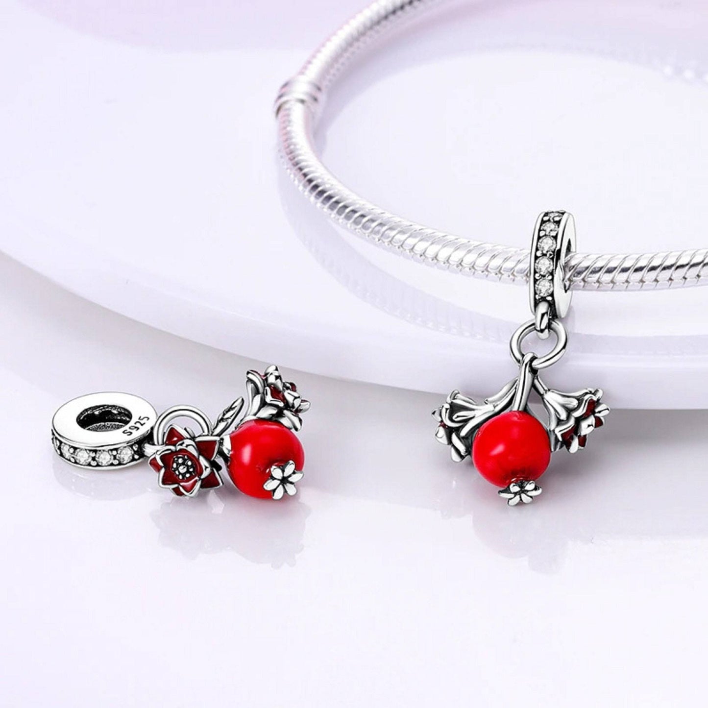 Charm pendentif fruit grenade en argent - Korell charms