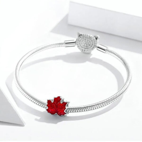 Charm feuilles d'érable rouges en argent - Korell charms