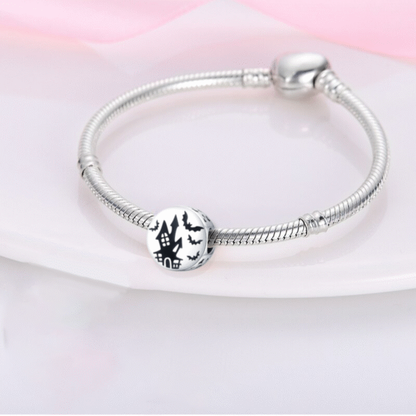 Charm rond Halloween chauve-souris et maison hantée en argent - Korell charms