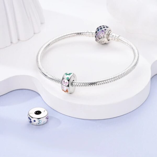 Charm séparateur à clip papillons multicolores en argent - Korell charms