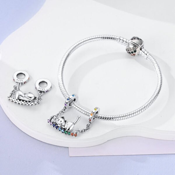 Charm double pendentif chat sur une balançoire en argent - Korell charms
