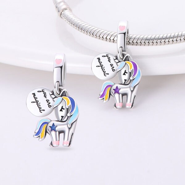 Charm pendentif licorne en argent - change de couleur - Korell charms